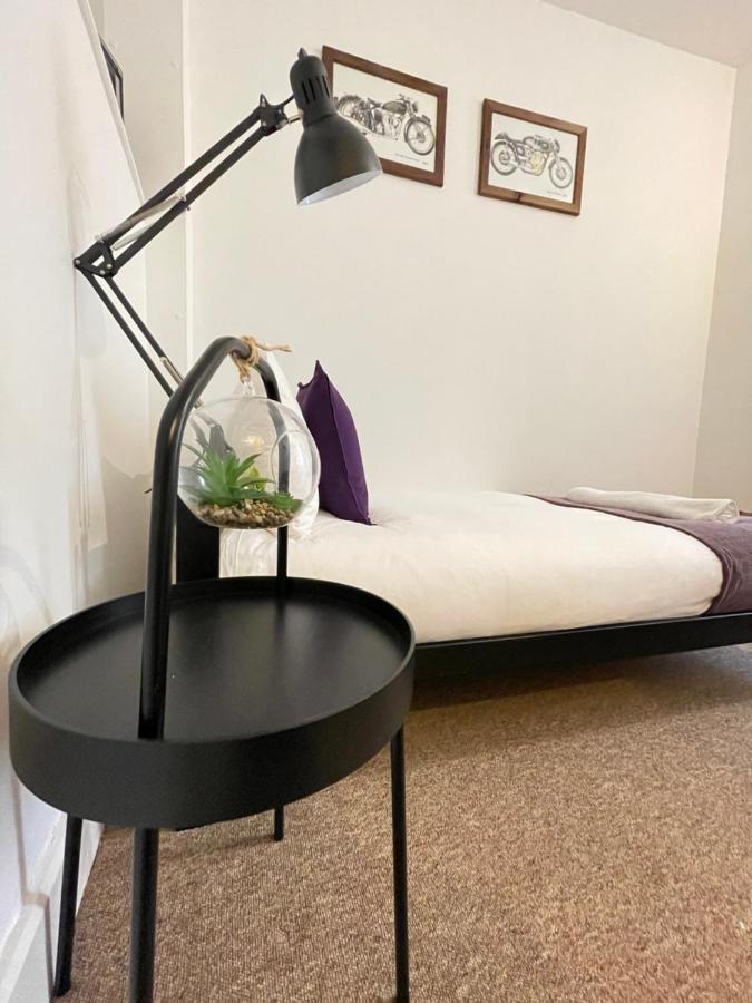 Central Located Two Bedroom Suite Bristol Extérieur photo