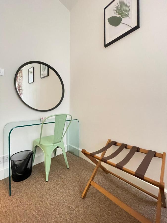 Central Located Two Bedroom Suite Bristol Extérieur photo